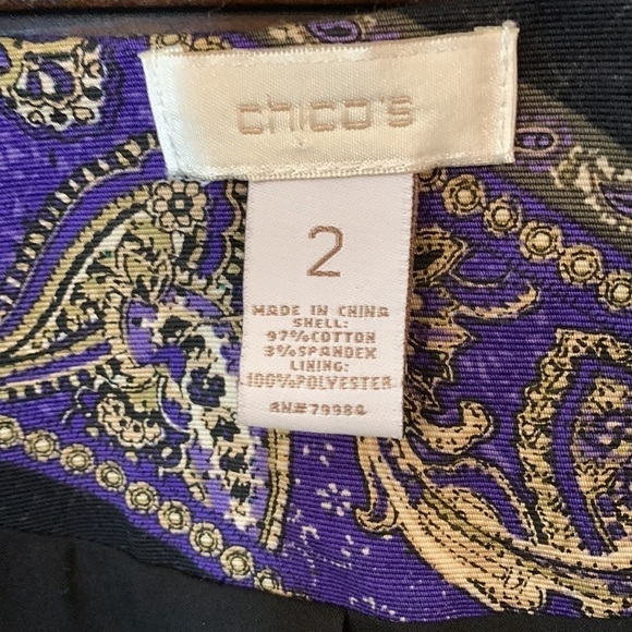 Chicos jacket size 2 fully lined zipper pockets abstract design  durable… - Picture 14 of 15